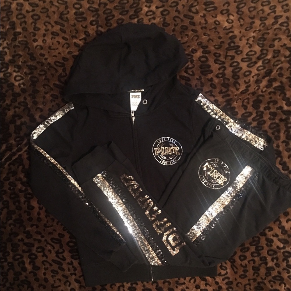 ***SOLD LOCALLY*** Gold silver bling set