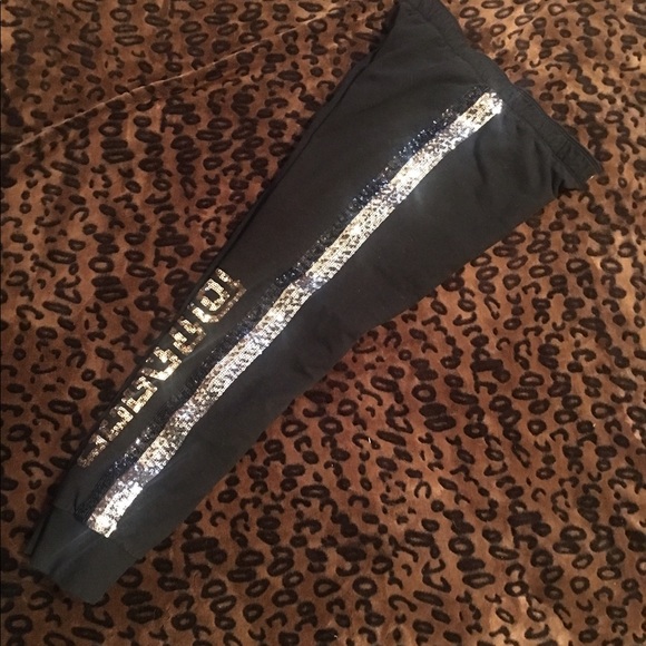 ***SOLD LOCALLY*** Gold silver bling set - Picture 3 of 8