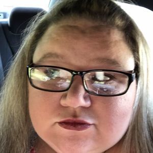 Meet your Posher, Brianne