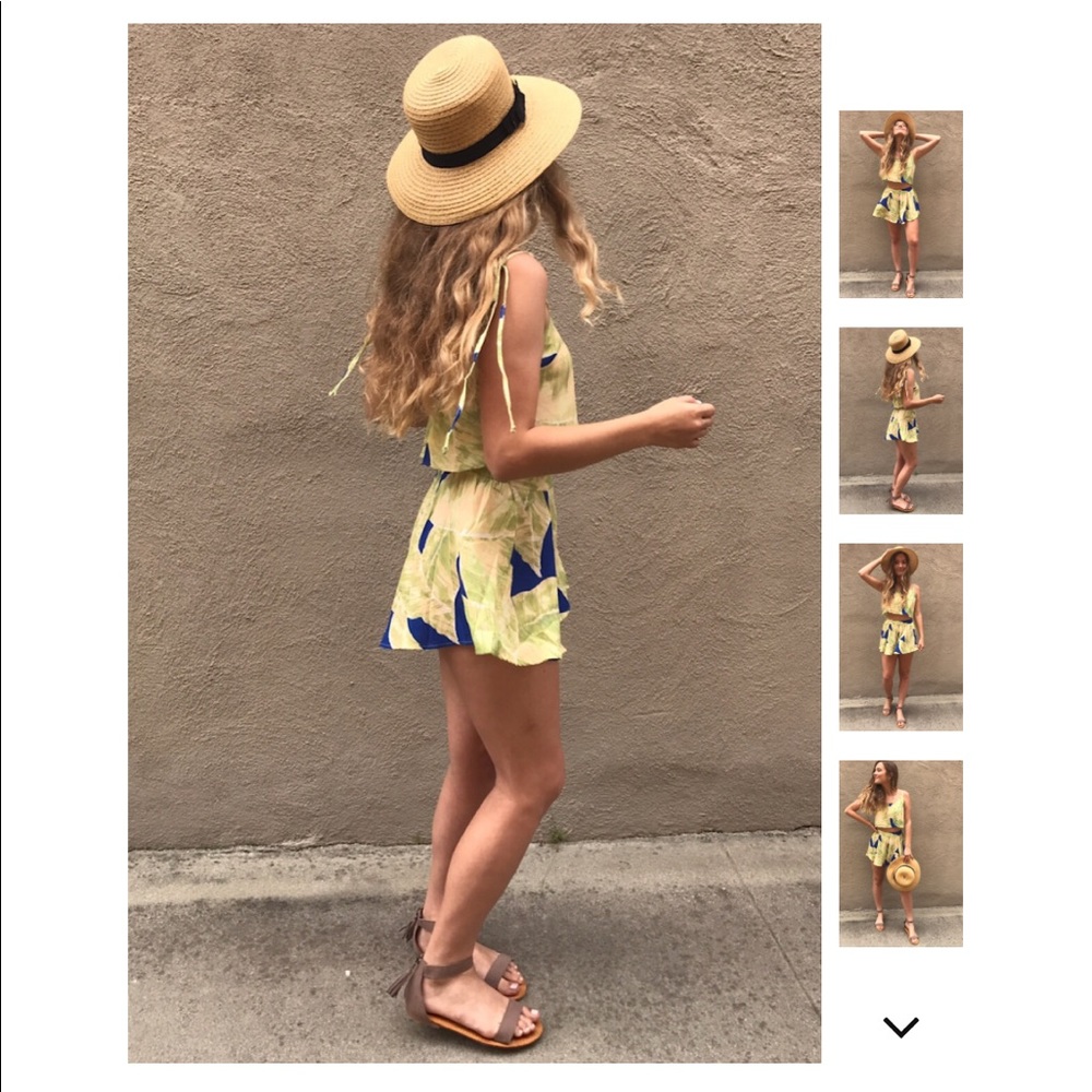 Pastel Flounce Set - Picture 5 of 7