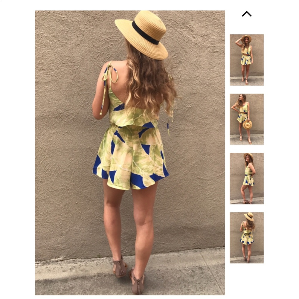 Pastel Flounce Set - Picture 4 of 7