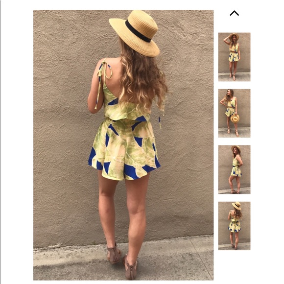 Pastel Flounce Set - Picture 4 of 7