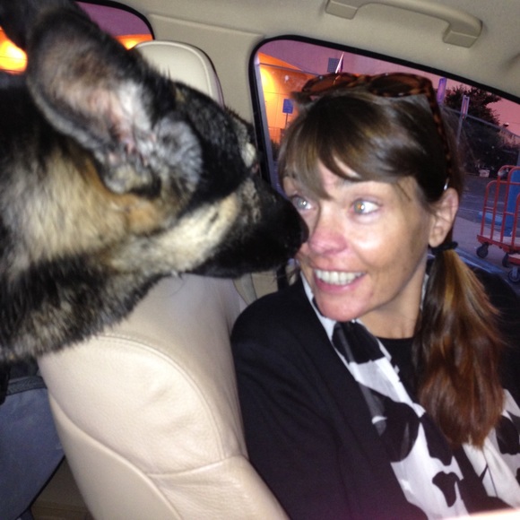 Meet your Posher, Heidi - Picture 3 of 3