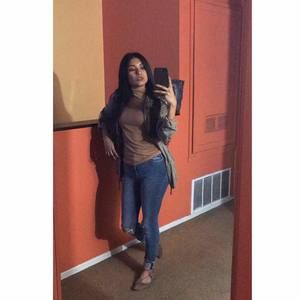 Meet your Posher, Jenipher