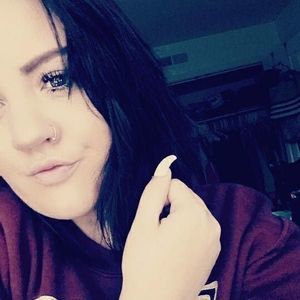 Meet your Posher, Haylee