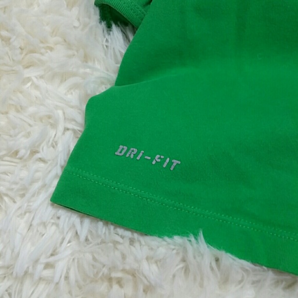 Nike dri-fit racer back work out tank top - Picture 4 of 7