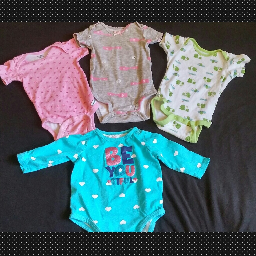 4 Girl Piece Bundle Onsie 0-3 Months