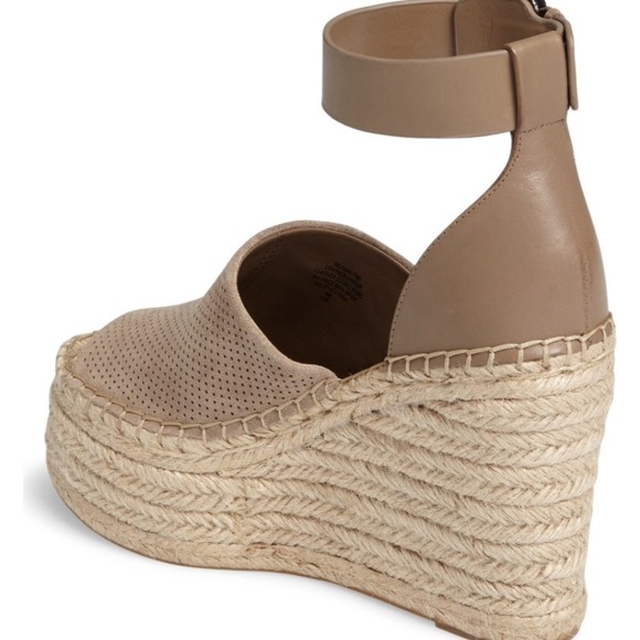 ❌SOLD❌ Marc Fisher LTD Adalyne Platform Wedge - Picture 2 of 3