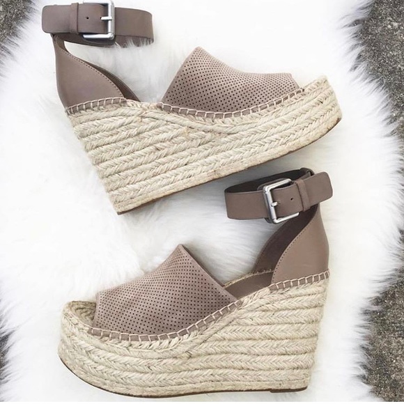 ❌SOLD❌ Marc Fisher LTD Adalyne Platform Wedge - Picture 3 of 3