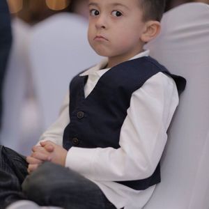 Meet your Posher, Emaad