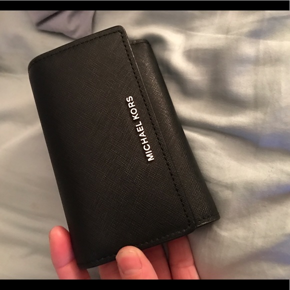 Michael Kors Saffiano Leather Wallet - Picture 2 of 6