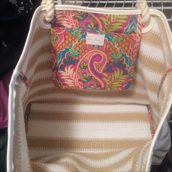 Vera Bradley beach bag and small wallet - Picture 2 of 3
