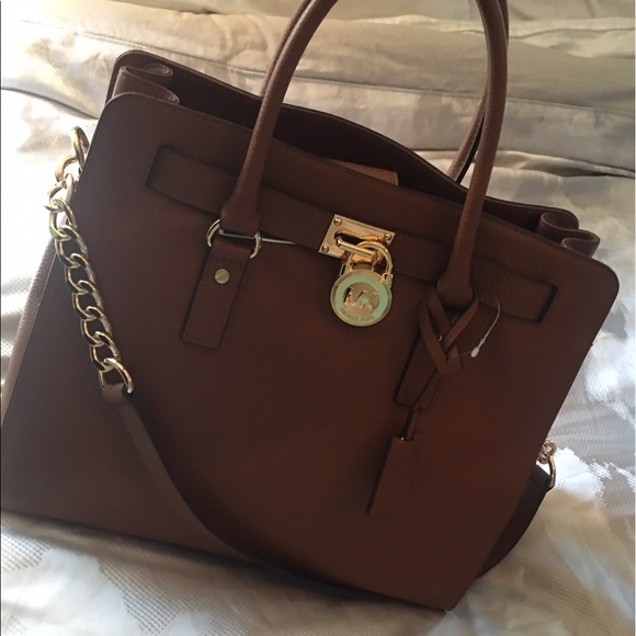 Michael Kors Large Leather Hamilton - Picture 2 of 5