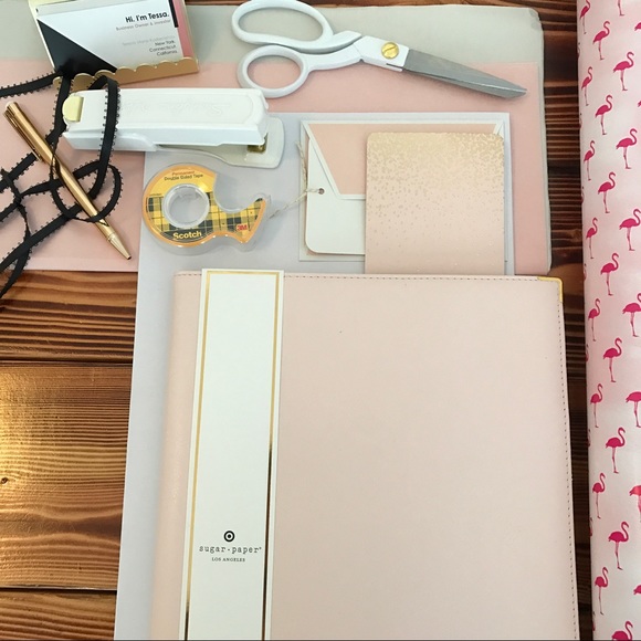 Sugar Paper LA Business Card Holder. Gold. 💌 - Picture 7 of 7