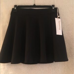Mini black skirt