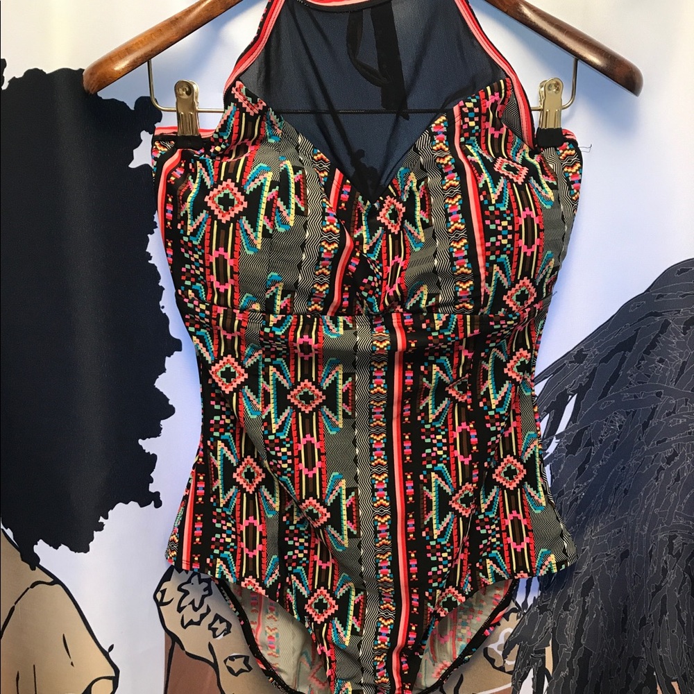 Forever 21 halter one piece bathing suit US 1x