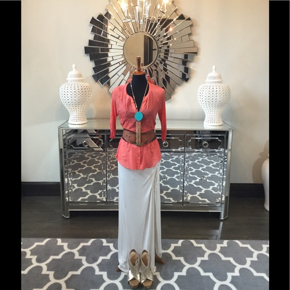 Tiny Coral Blouse - Picture 8 of 8