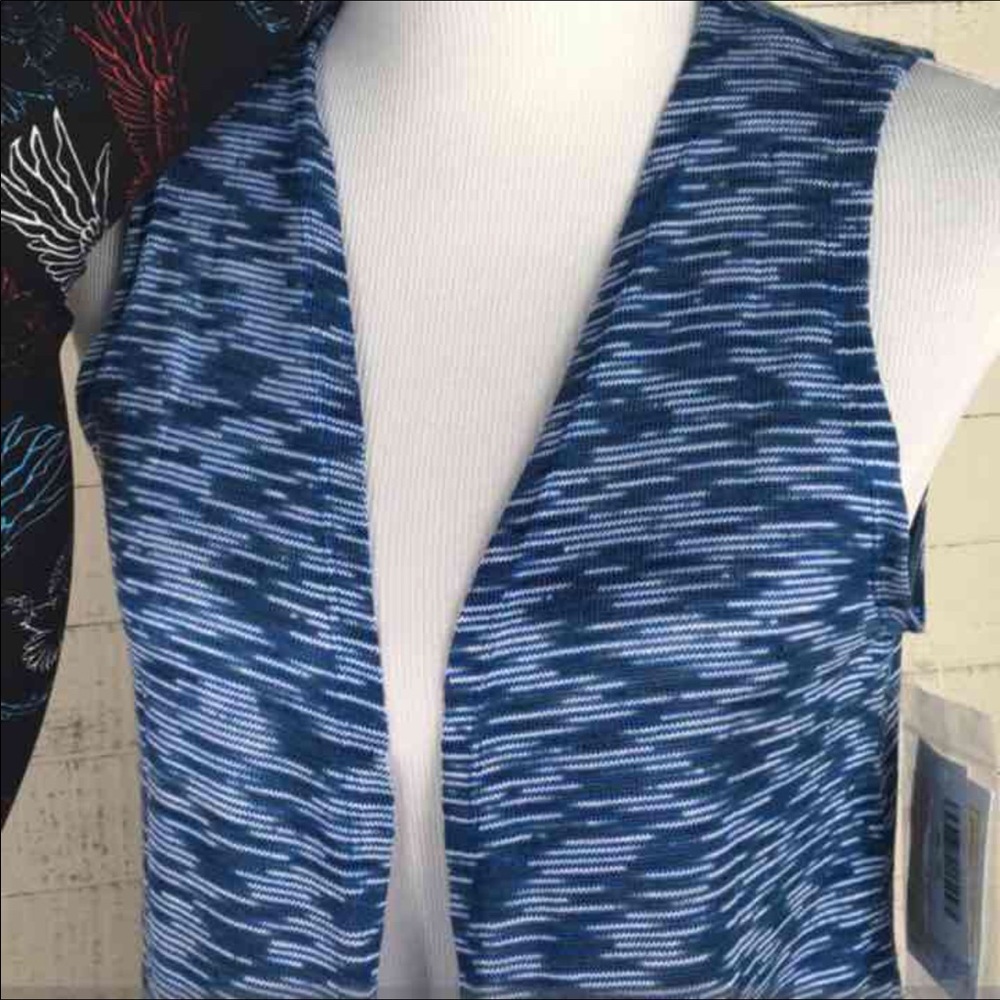 FINAL PRICE DROP!!! LuLaRoe Joy XS