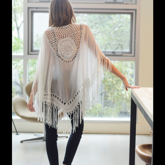 LAST ONES!!! Crochet Medallion Tassel Kimono - Picture 5 of 7