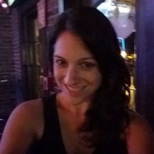 Meet your Posher, Leah