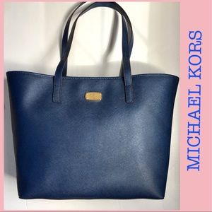 Michael Kors Navy Jet Set Tote NWT
