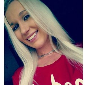 Meet your Posher, Kayla