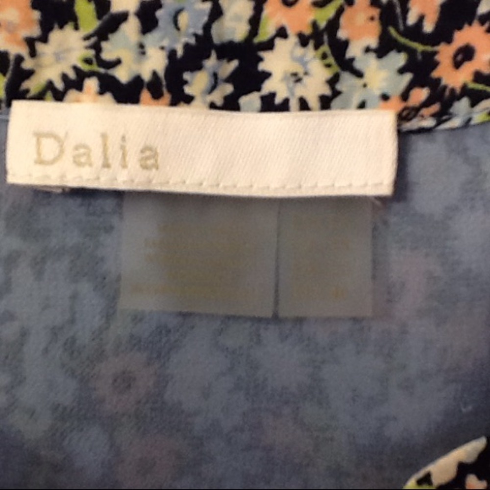Blouse - Picture 4 of 4