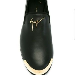 Meet your Posher, Tayo