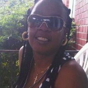 Meet your Posher, Anglatette