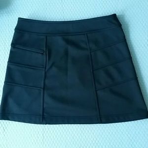 Athleta fleece lined skirt black sz medium
