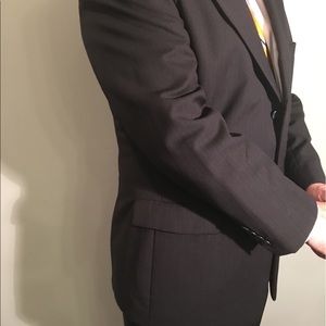 Roundtree & York Dillard's Suit Black size 41R w35