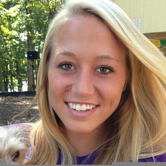 Meet your Posher, Ashley - Picture 1 of 1