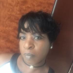 Meet your Posher, Tonya