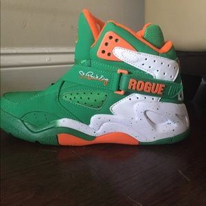 EWING ROGUE. St .Patrick