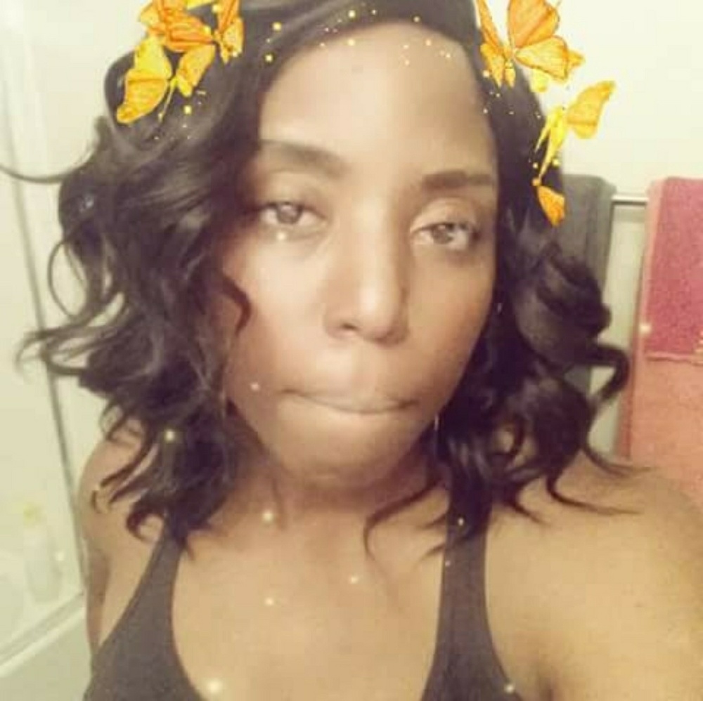 Meet your Posher, Tiffany