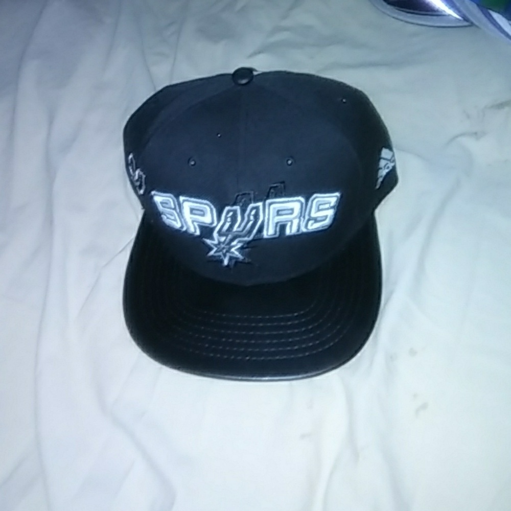 Snapbacks and 1 Fitted White Sox Hat