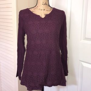 EUC LONG SLEEVE LACE FRONT SHIRT