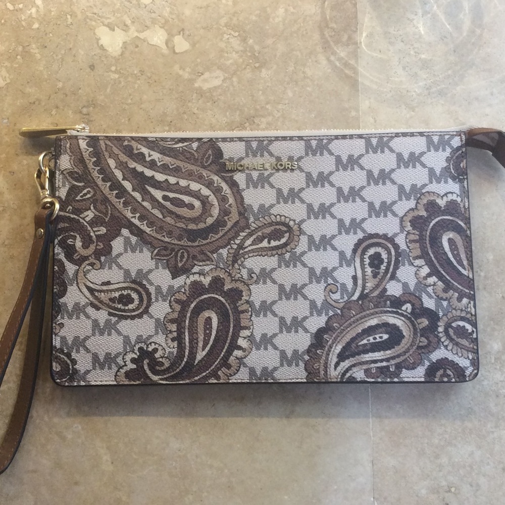 NWT Michael Kors Paisley Wristlet