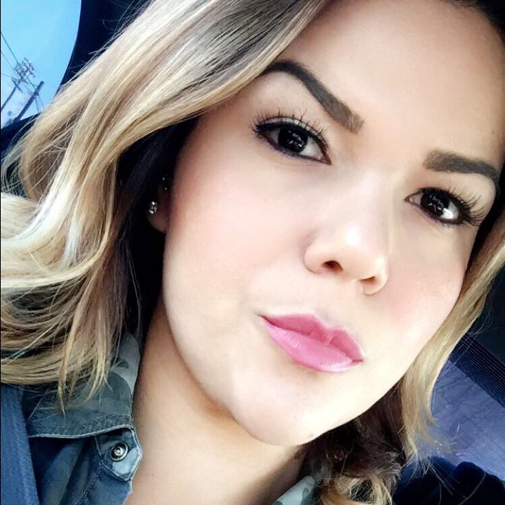 Meet your Posher, Jackelin