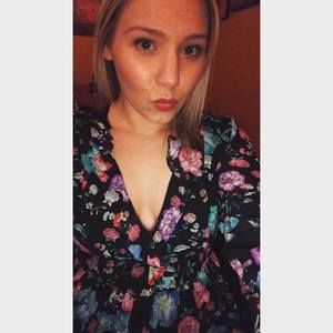 Meet your Posher, Christina