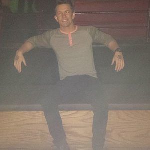 Meet your Posher, Lee