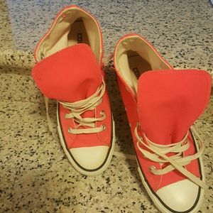 Hot pink converse