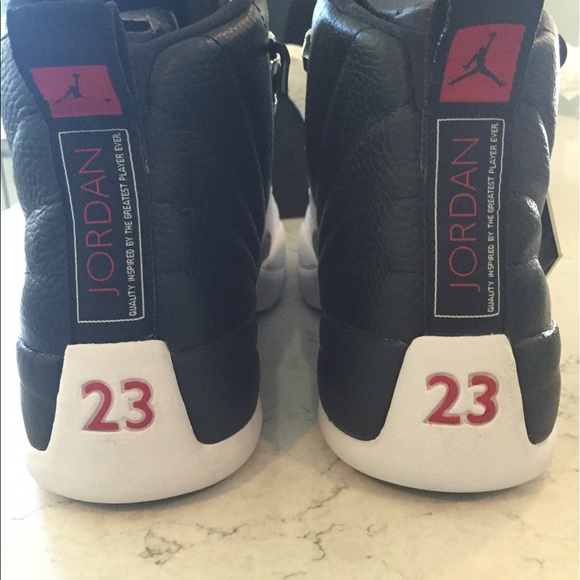 DS. AIR JORDAN. PLAYOFF 12s. Size 13. - Picture 3 of 4