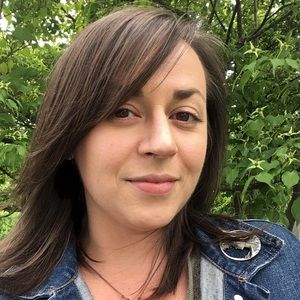 Meet your Posher, Danielle