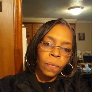 Meet your Posher, Jacqueline