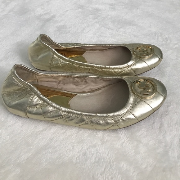 Michael Kors gold quilted flats - Picture 2 of 9