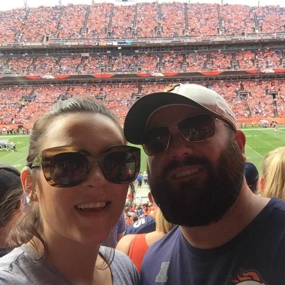 Meet your Posher, Pamela - Picture 1 of 1