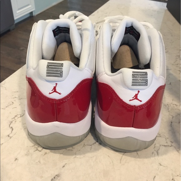 DS. Jordan Cherry 11s. Low top. Size 13. - Picture 2 of 3