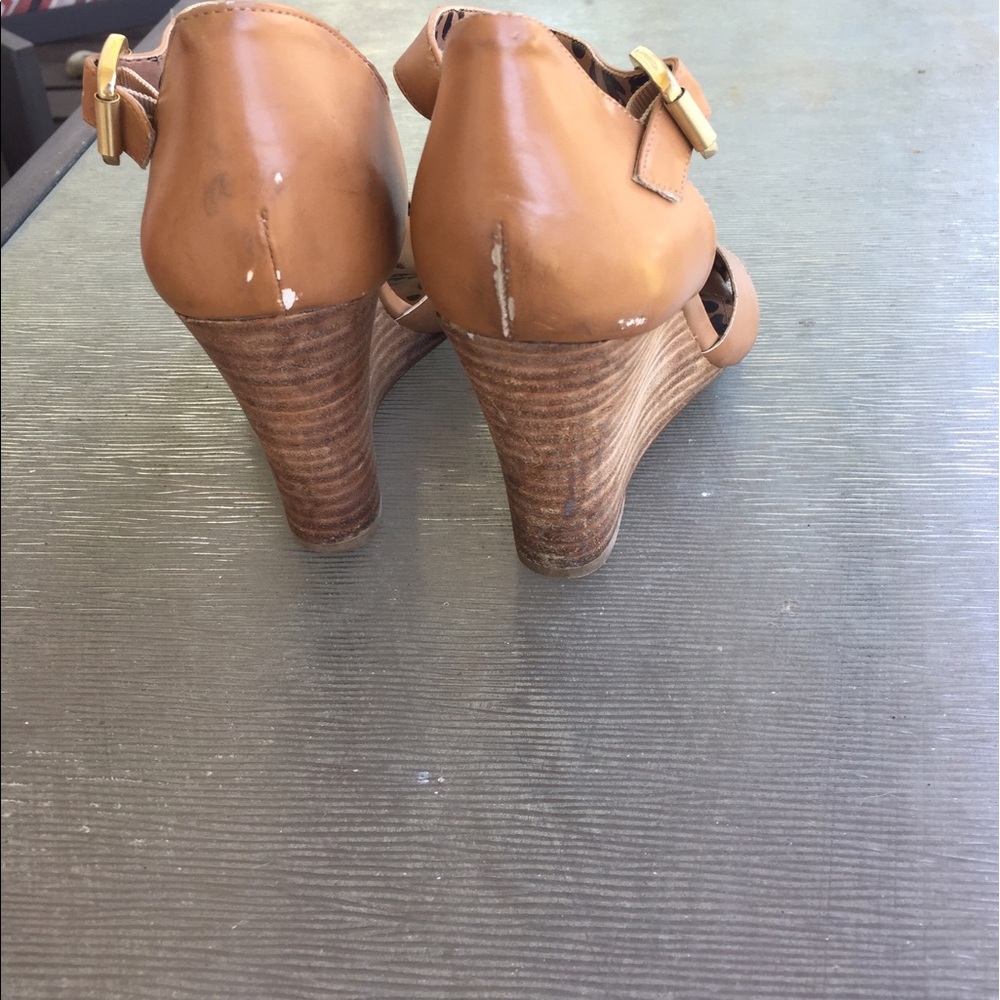 Sandals - Picture 3 of 3