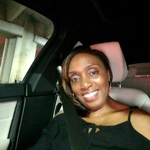 Meet your Posher, Faye